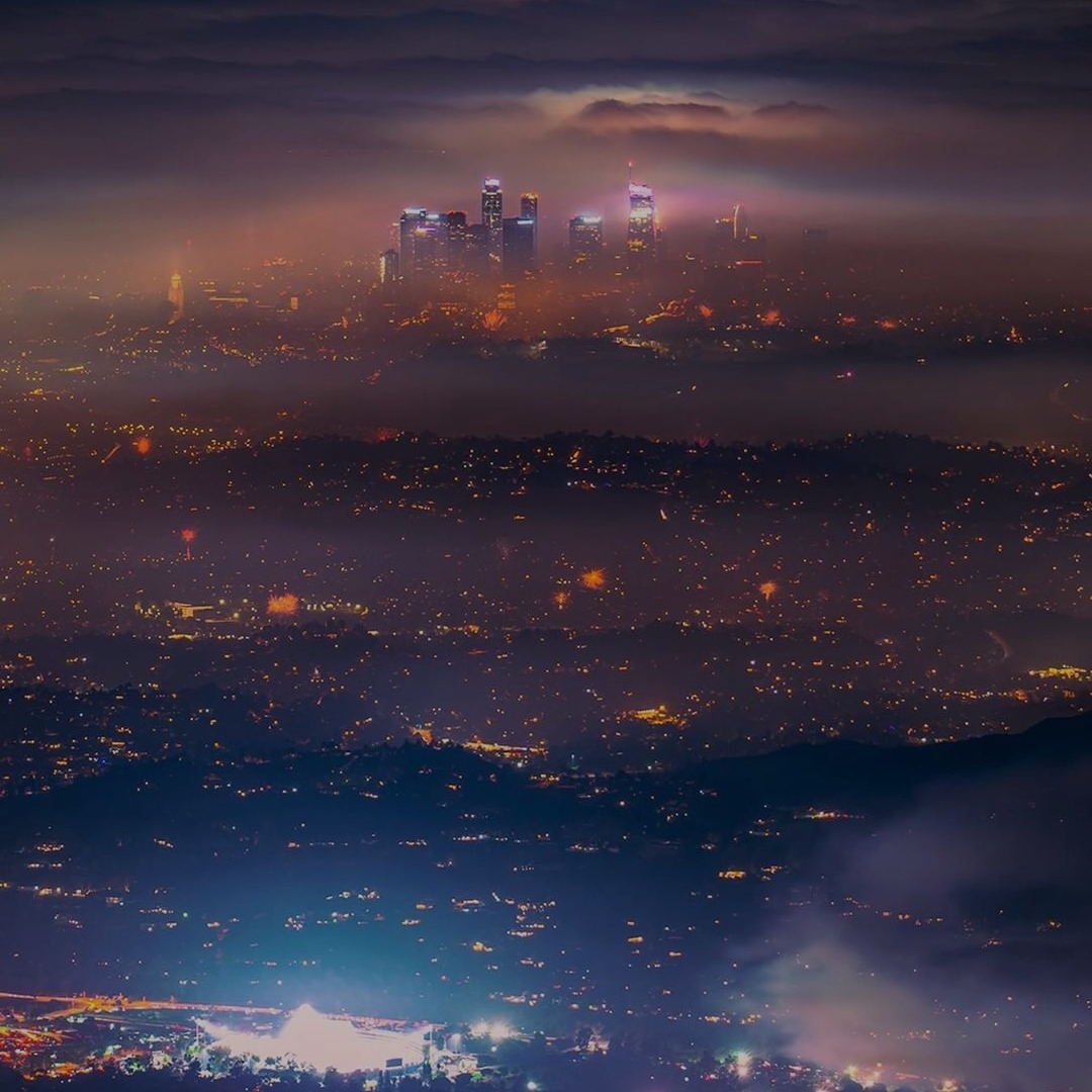 محمد میر اگه بری میمیرم من اشکام مثه بارون از تو چشمام داره میریزه